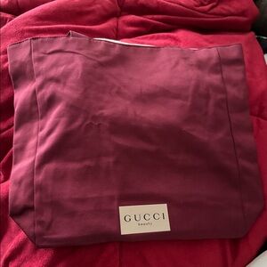 NWOT Gucci beauty tote